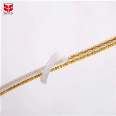 창 더미 교체 스트립